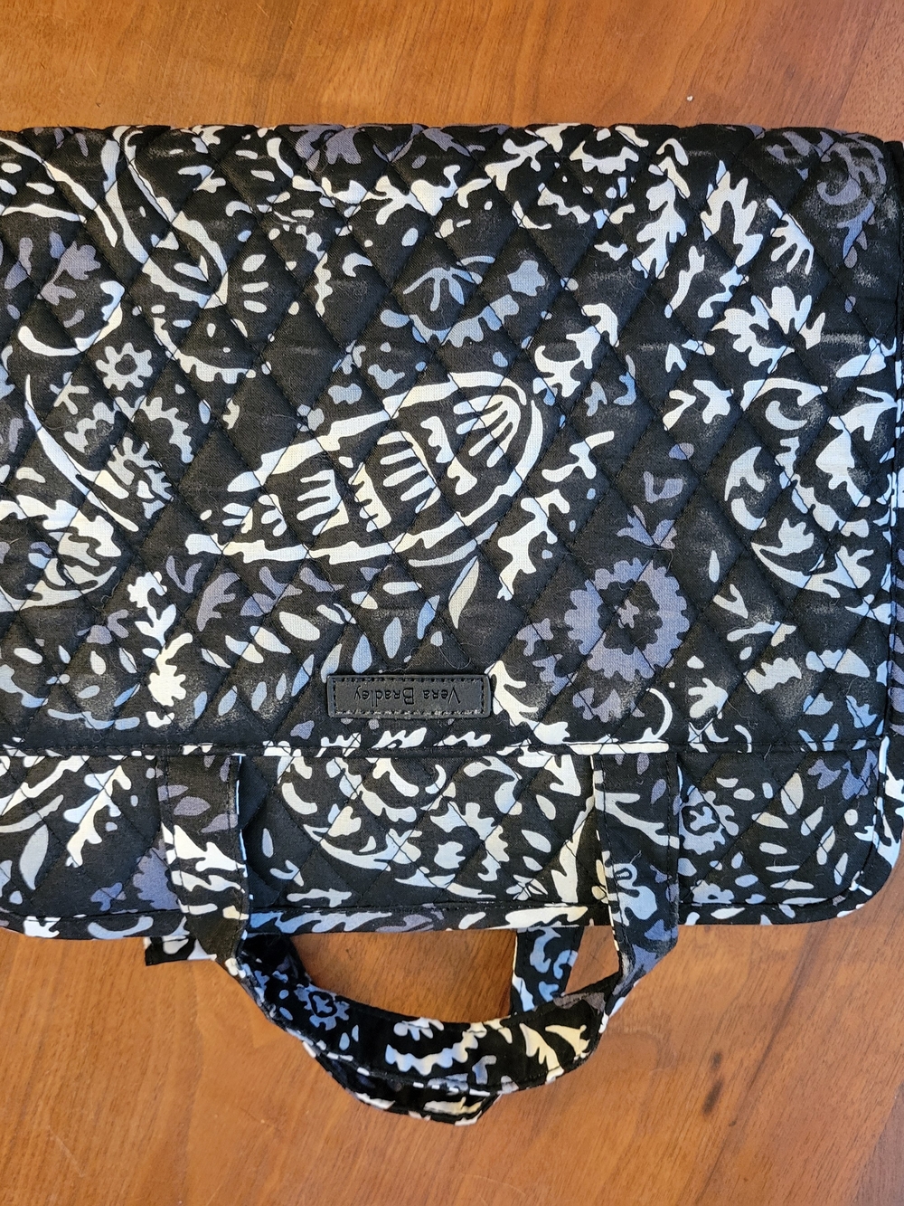 Vera Bradley Black White Quilted Paisley Hanging Cosmetic Case